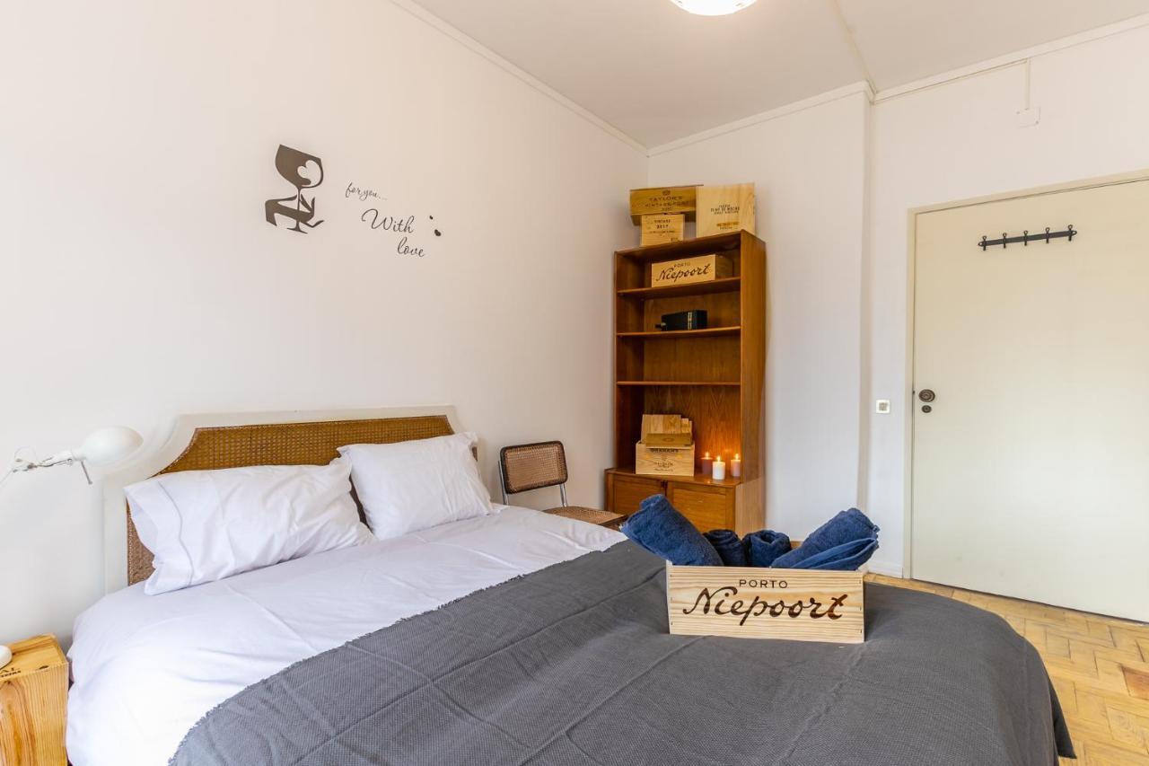 Wine Inn Carcavelos Guesthouse Exterior photo